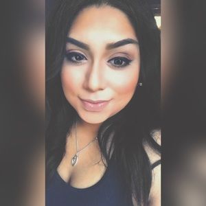 Meet your Posher, Cindy